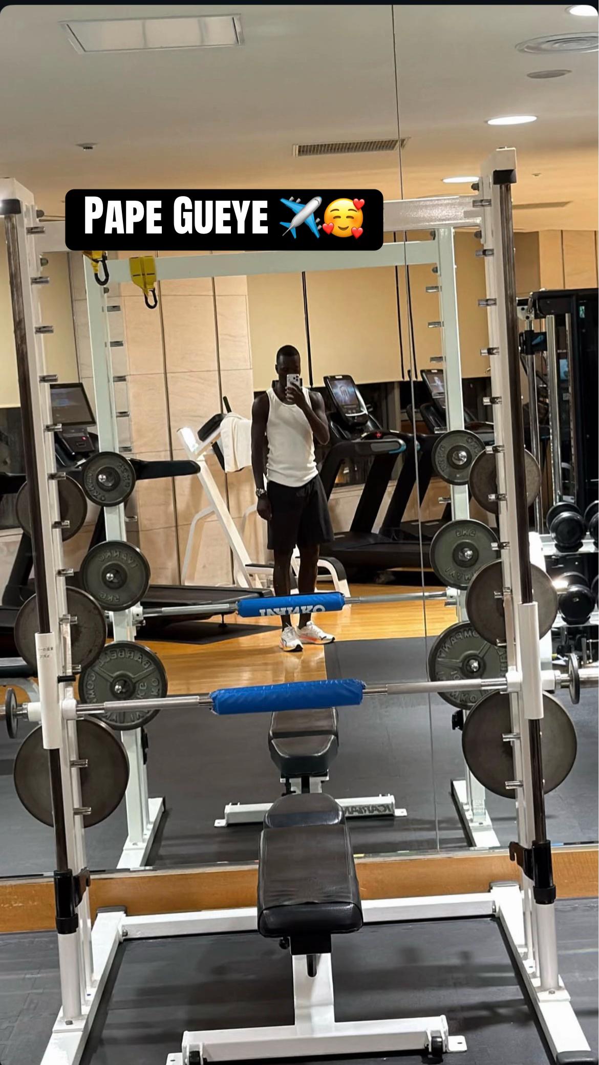 @PAPEGUEYE2442