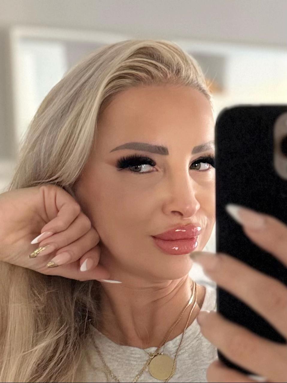 @SimplyChic