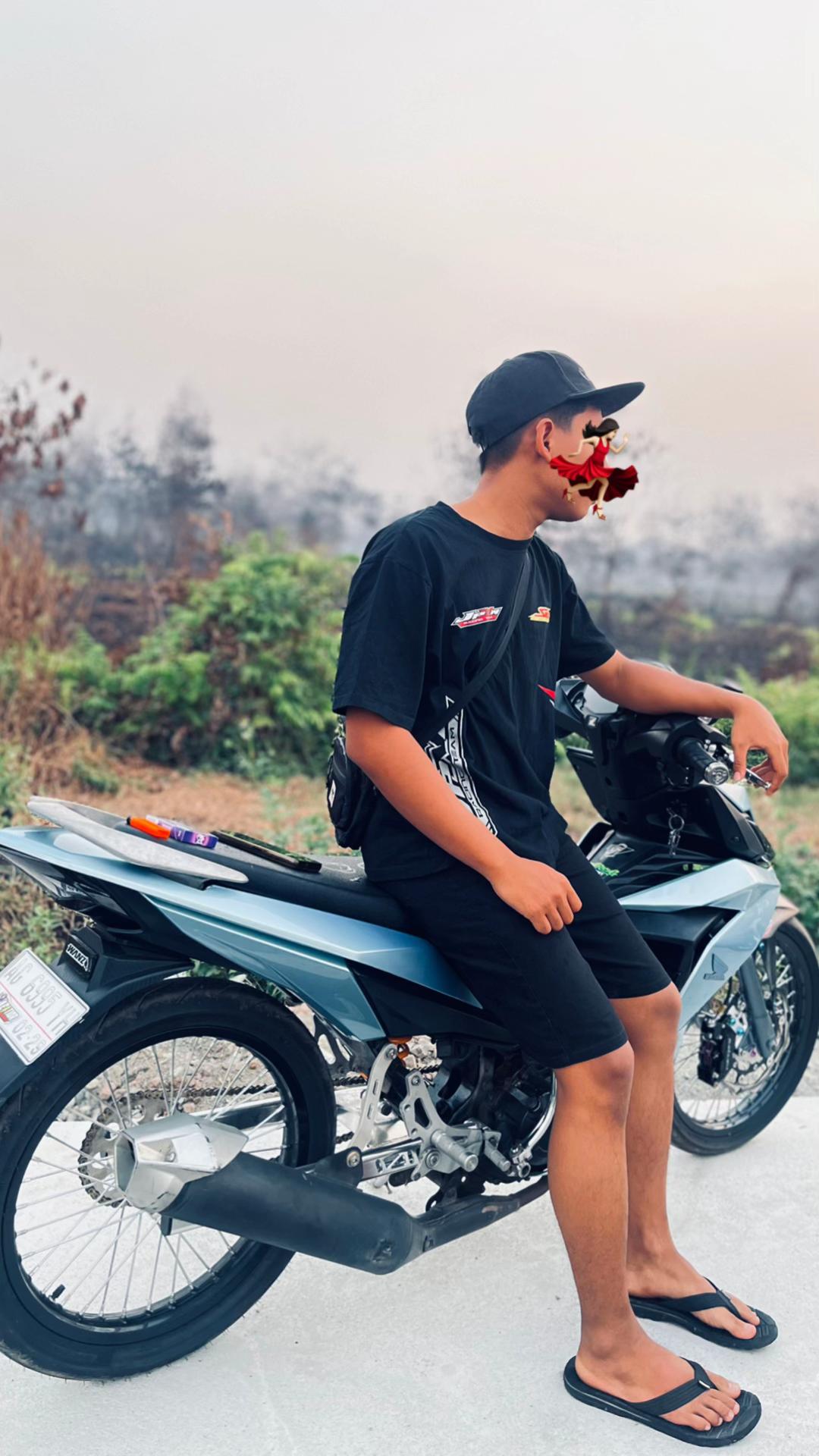 @w𝖆𝖆𝖓𝖘.