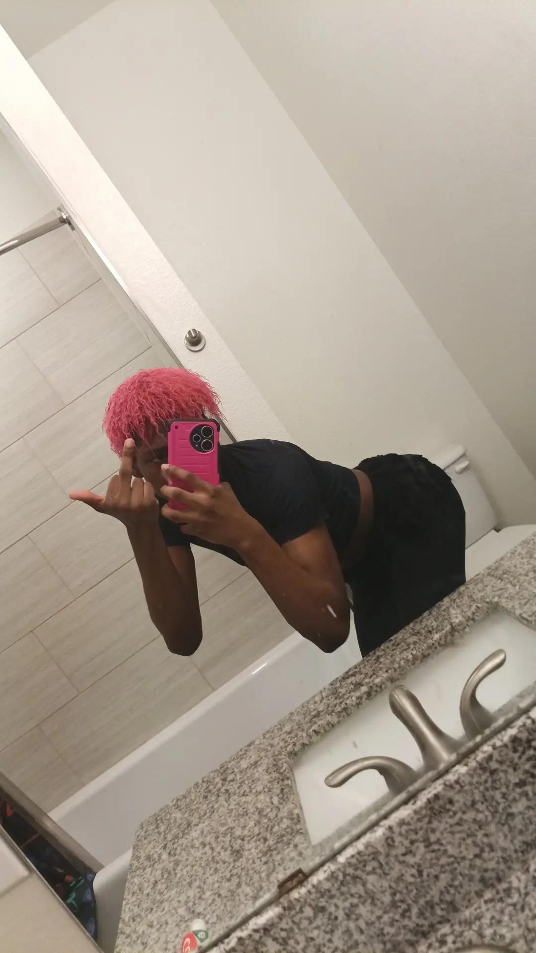 @👑FEMBOY🌚KING👑