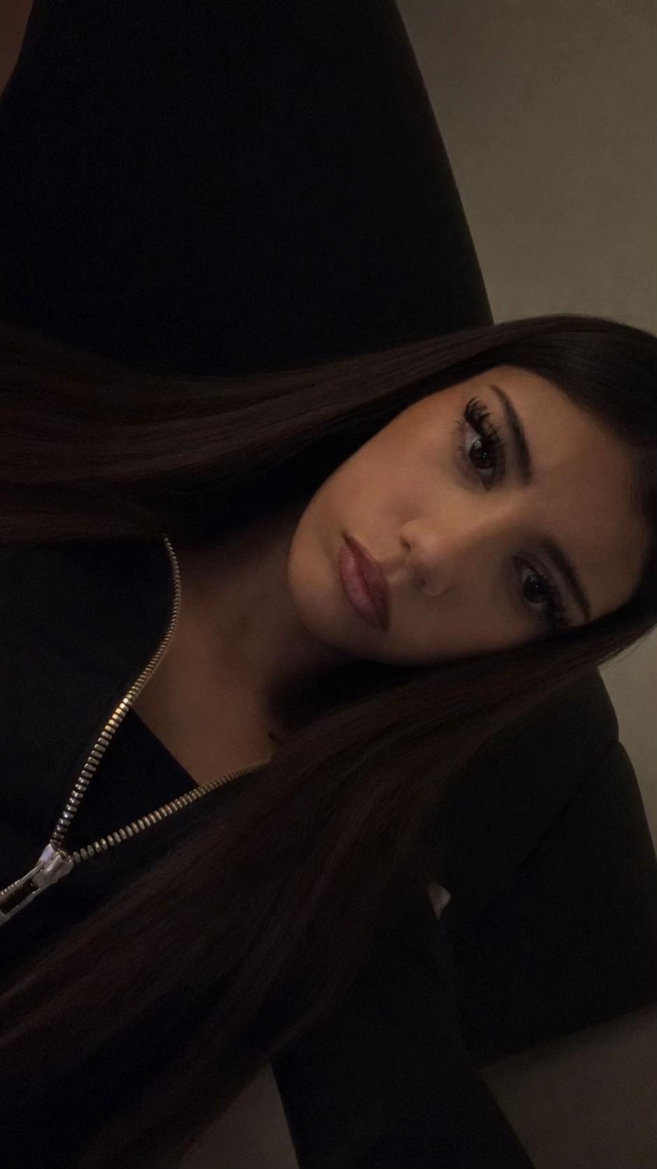 @𝐒