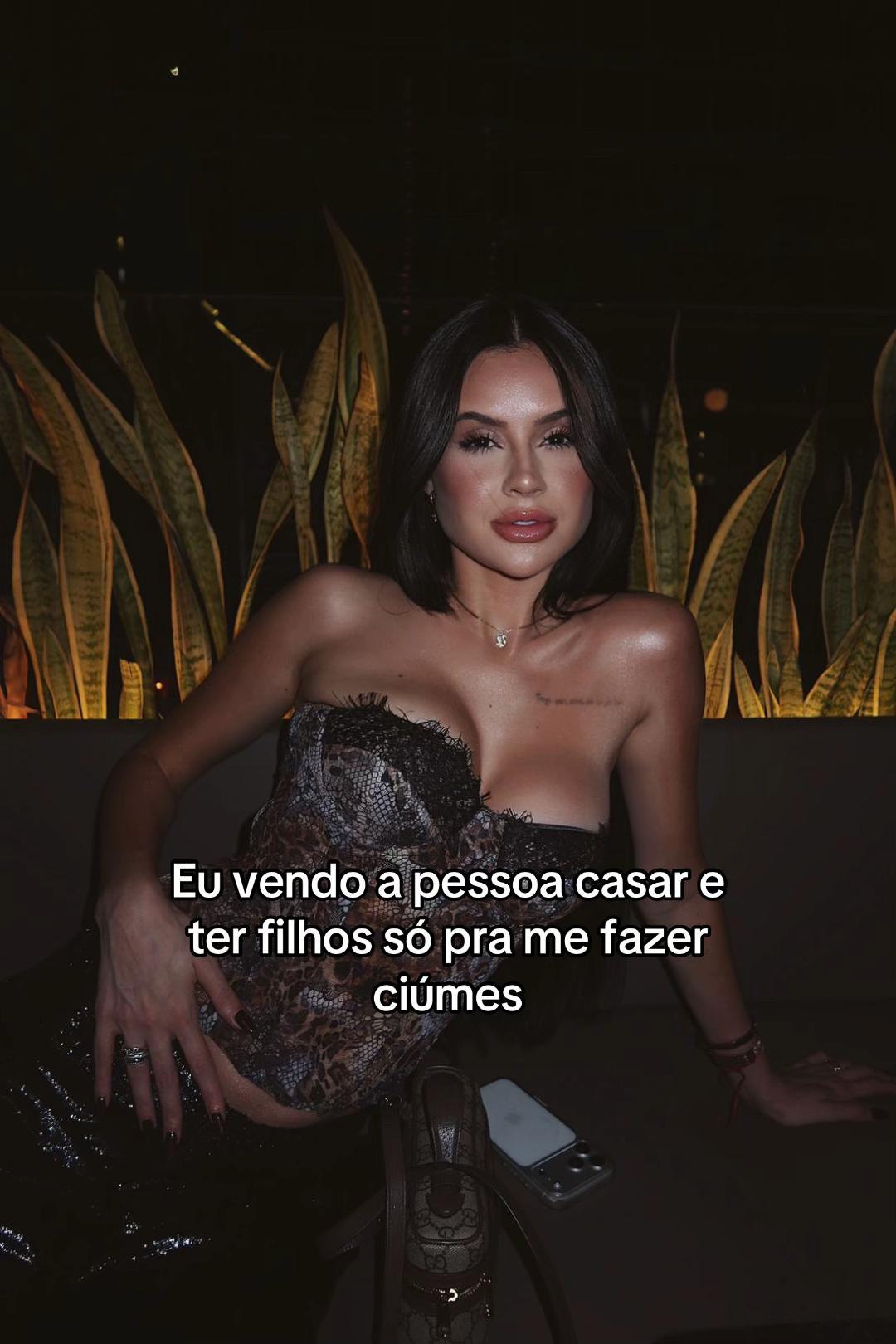 @Vit&oacute;ria Silvestre