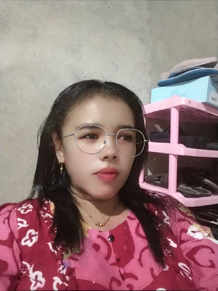 @arinaputri8146