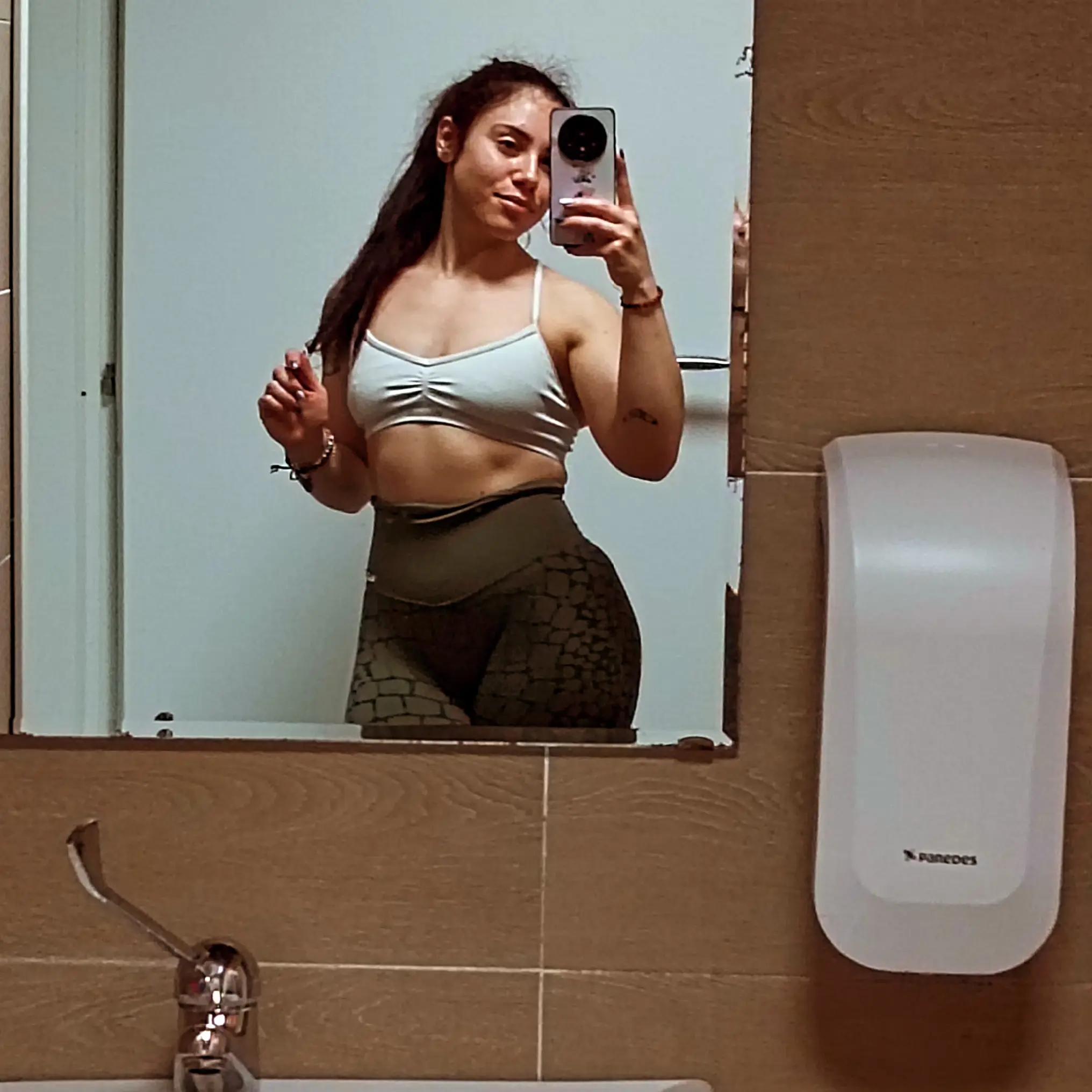 @robertaaaa1998