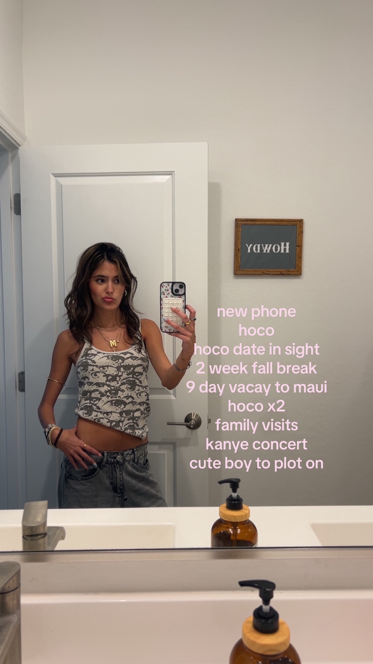 @miaviannee
