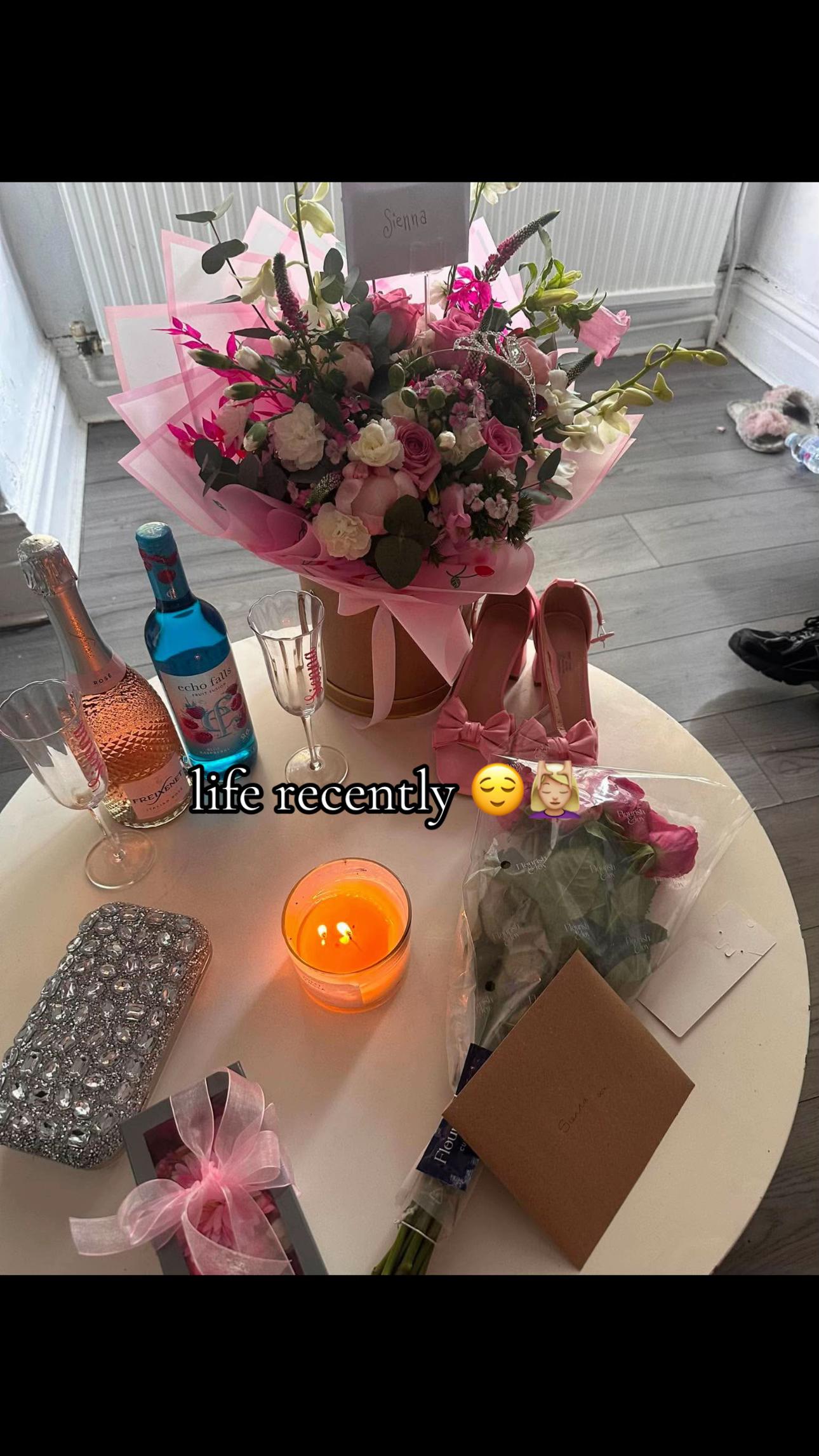 @siennaxxxxxxxx