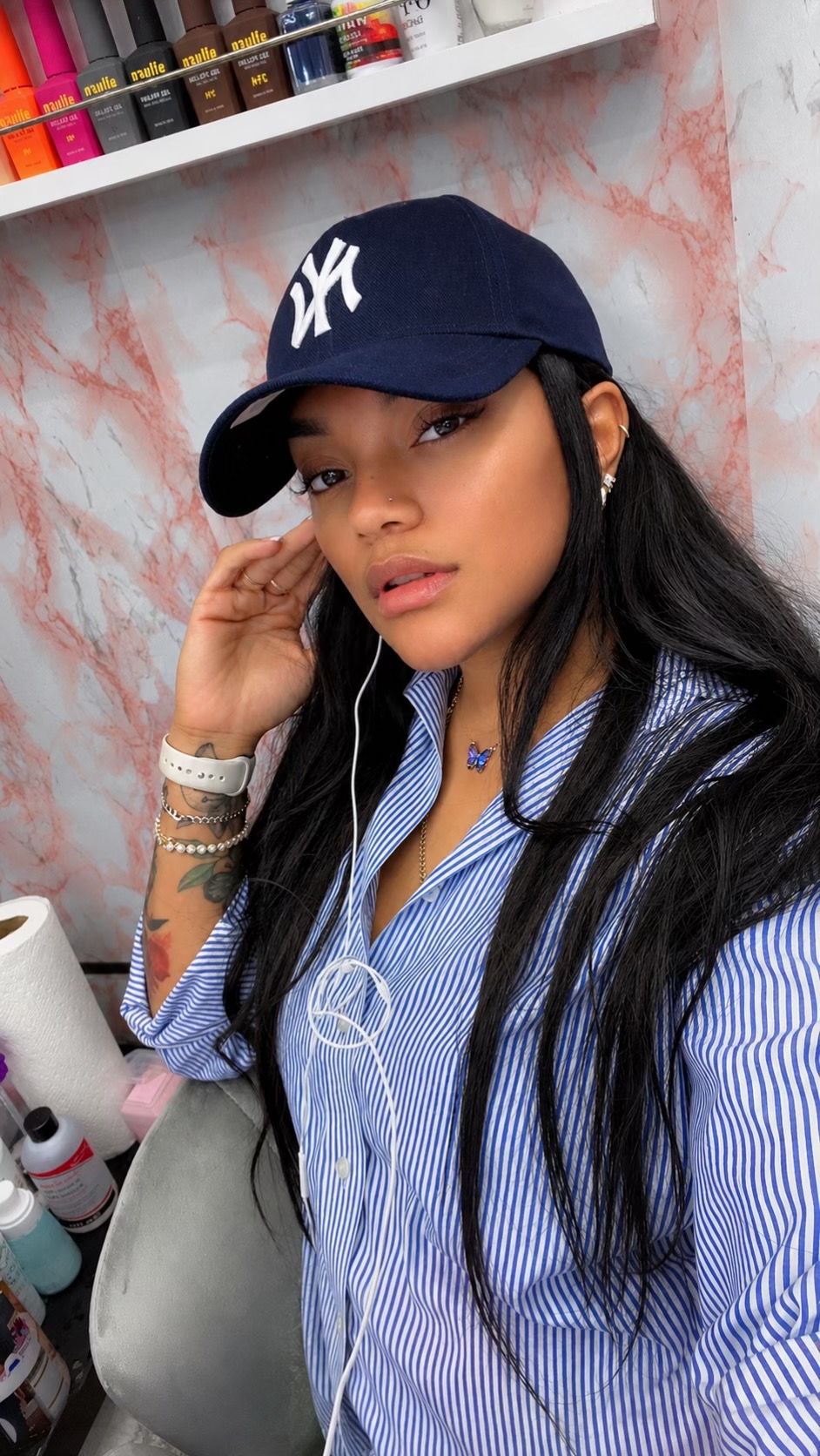 @🦋 Lola 🦋