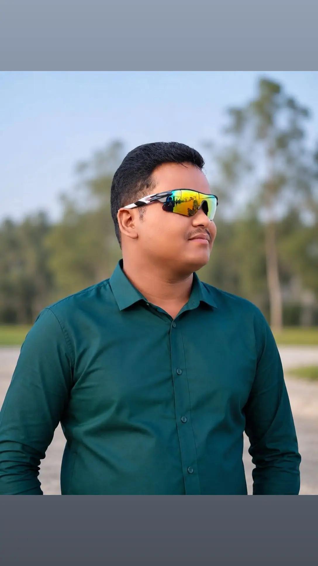 @Nirajan Adhikari bajista