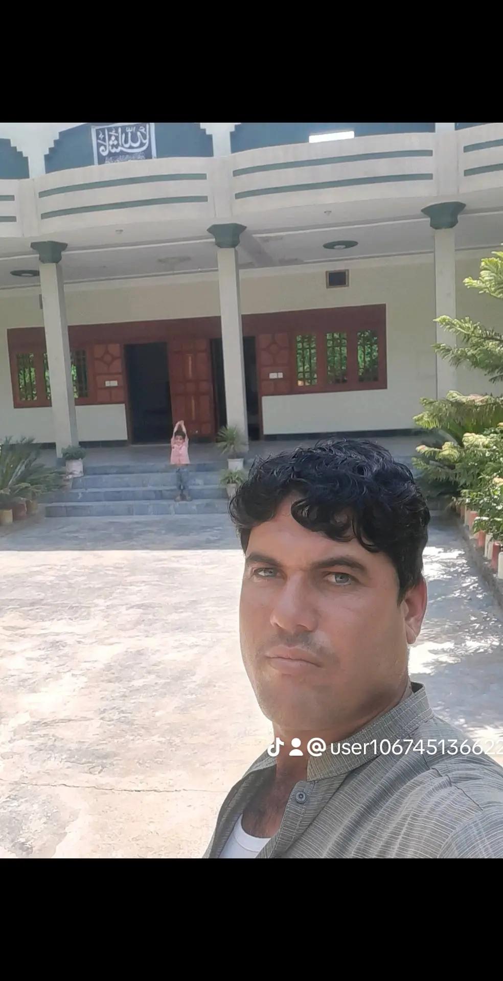 @""گیلمن مومند""