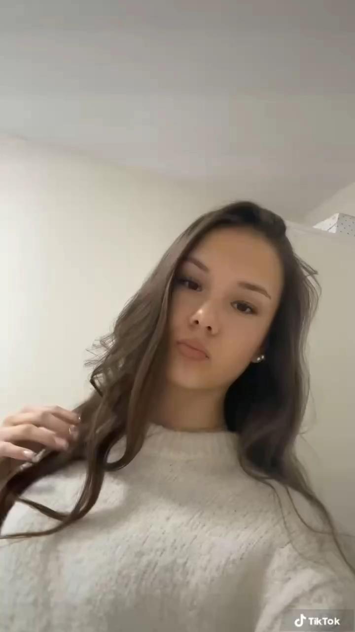 @𝐡𝐱𝐥𝐞𝐧𝐚