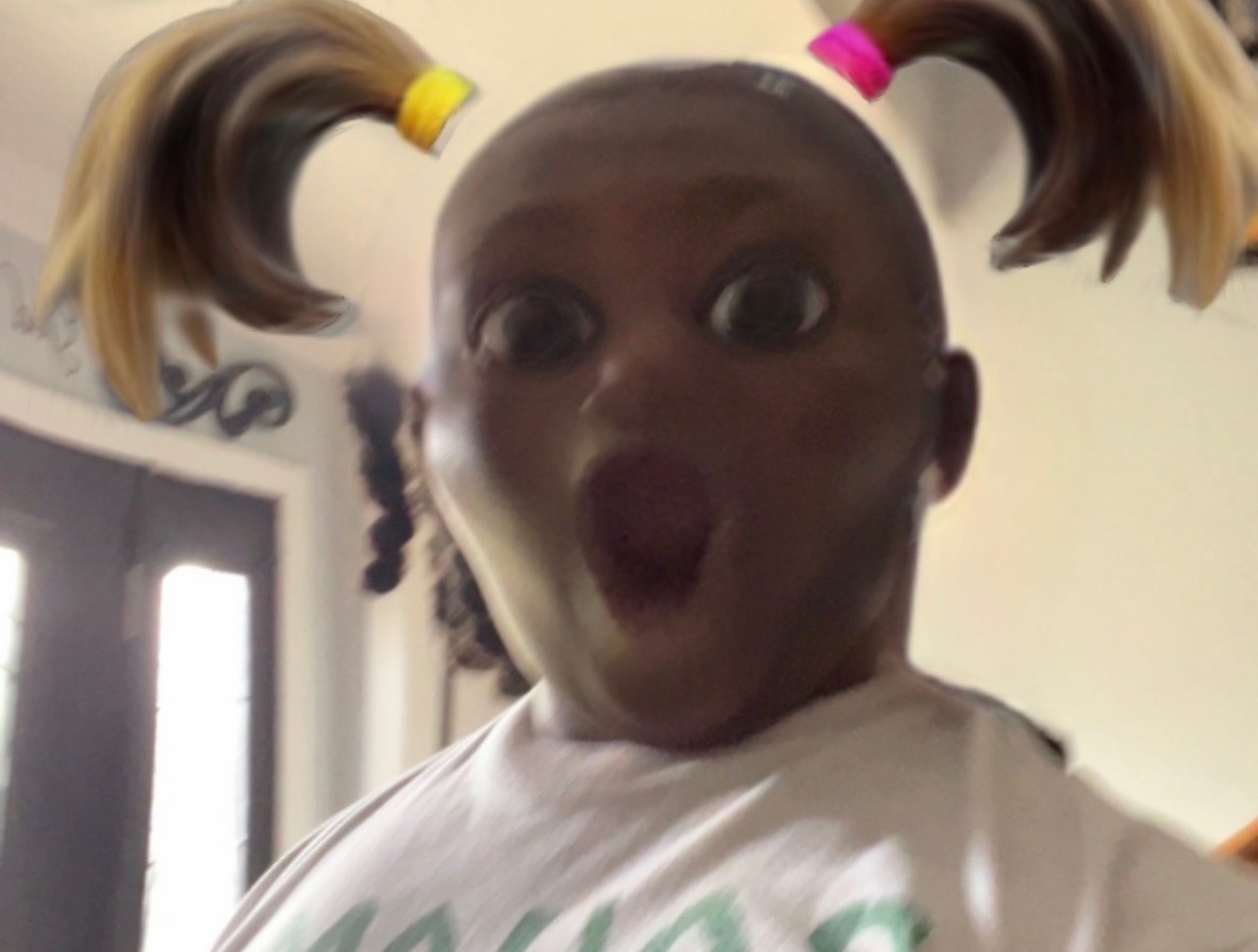 @😐