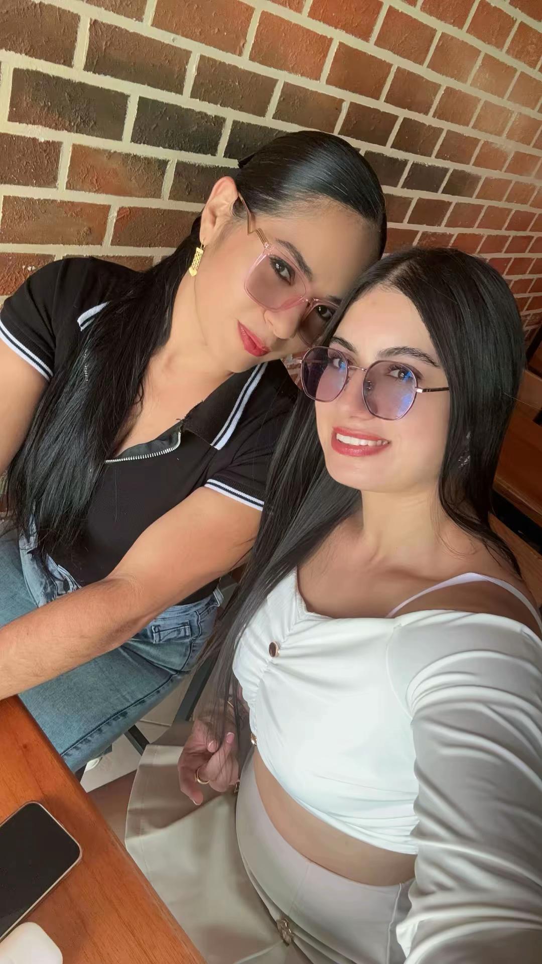 @Mar&iacute;a Victoria 💁🏻&zwj;♀️