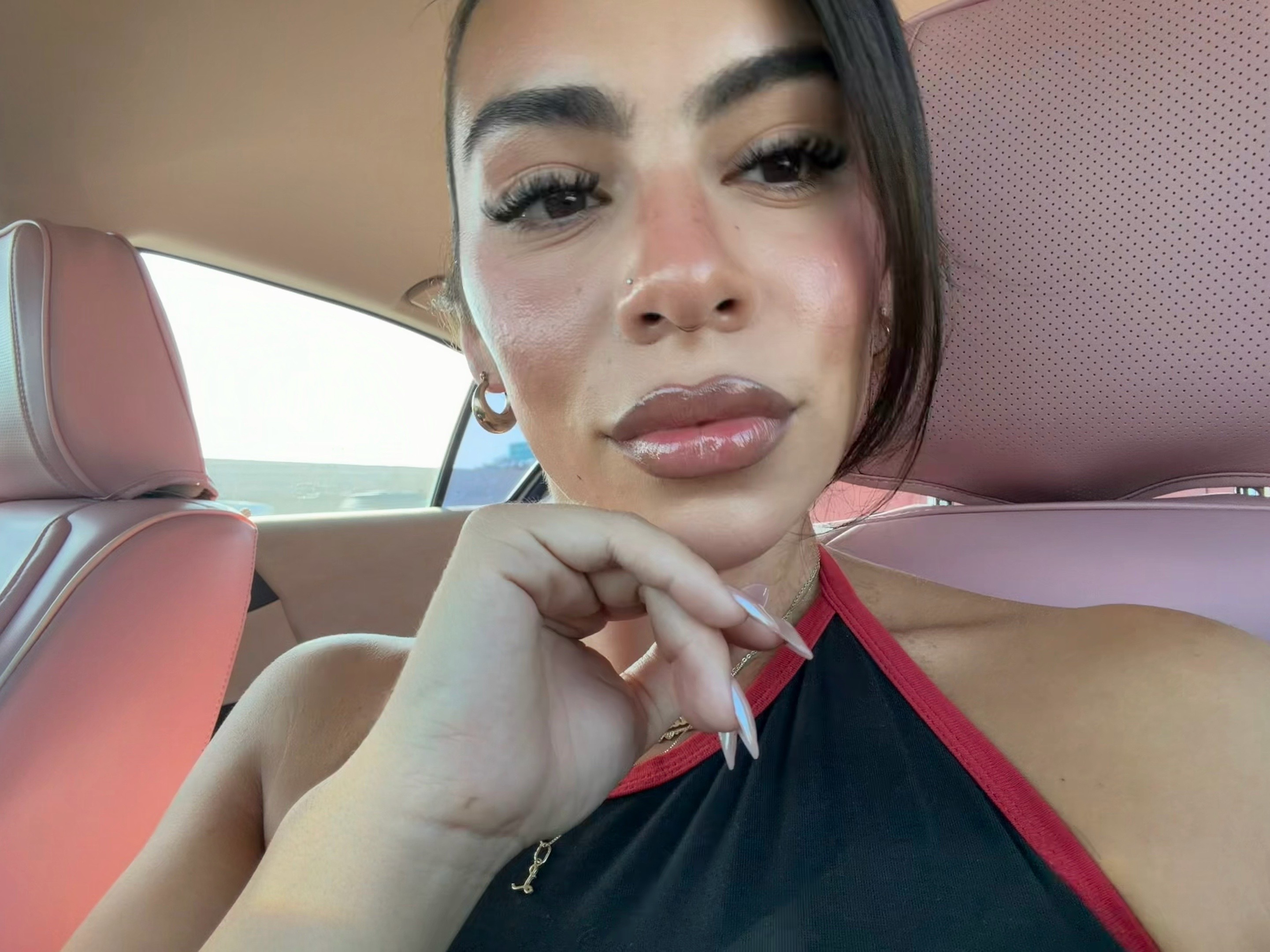 @laurynsophia