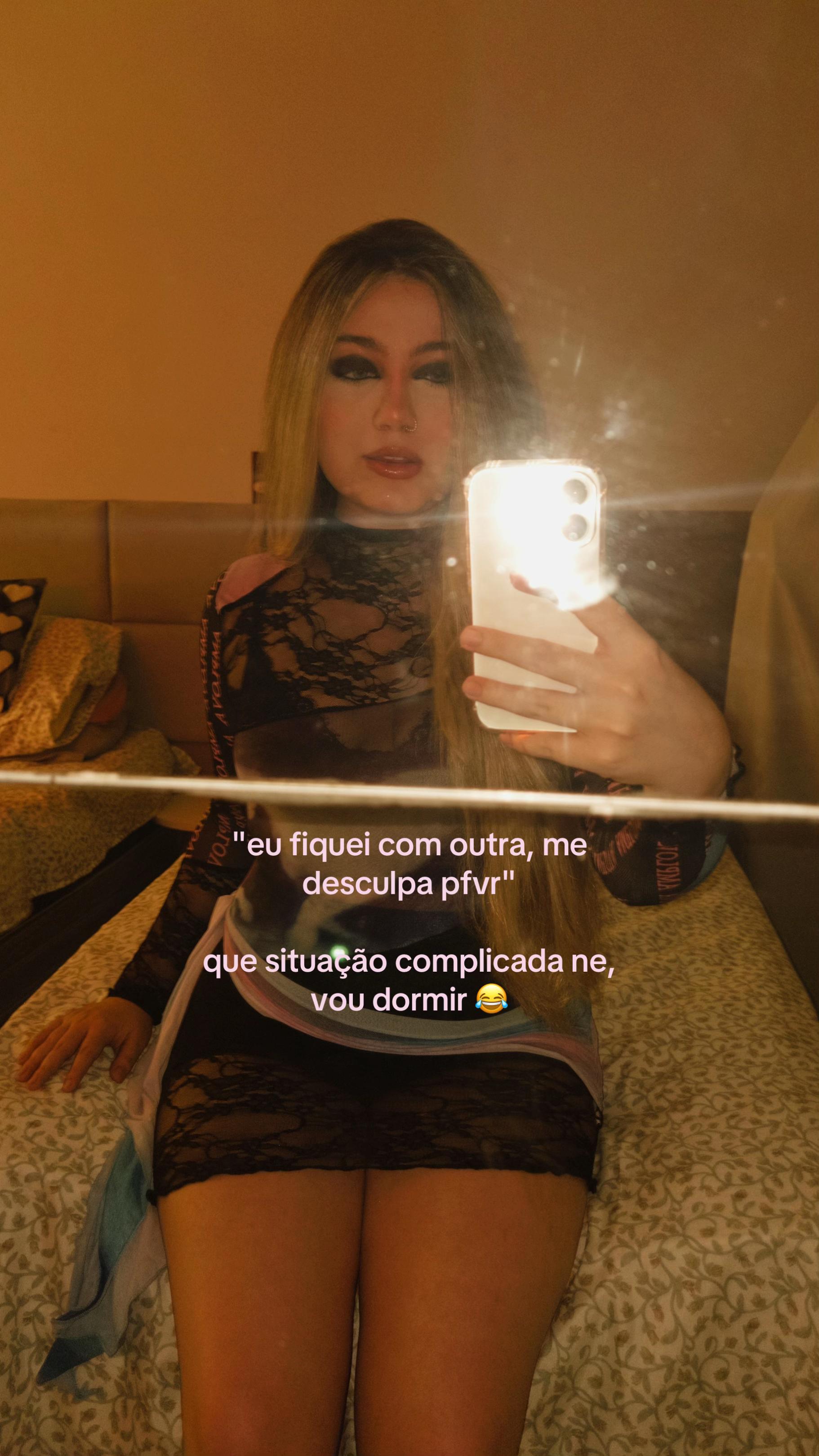 @loira🪽