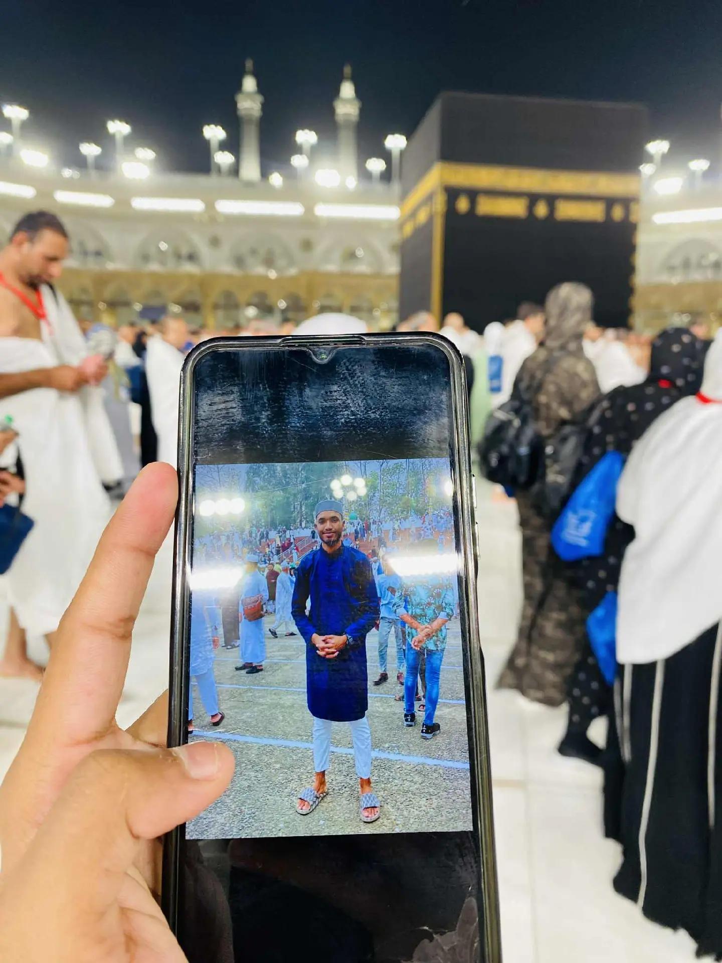 @𝑴𝒓.𝑺𝒐𝒖𝒓𝒂𝒗🇧🇩