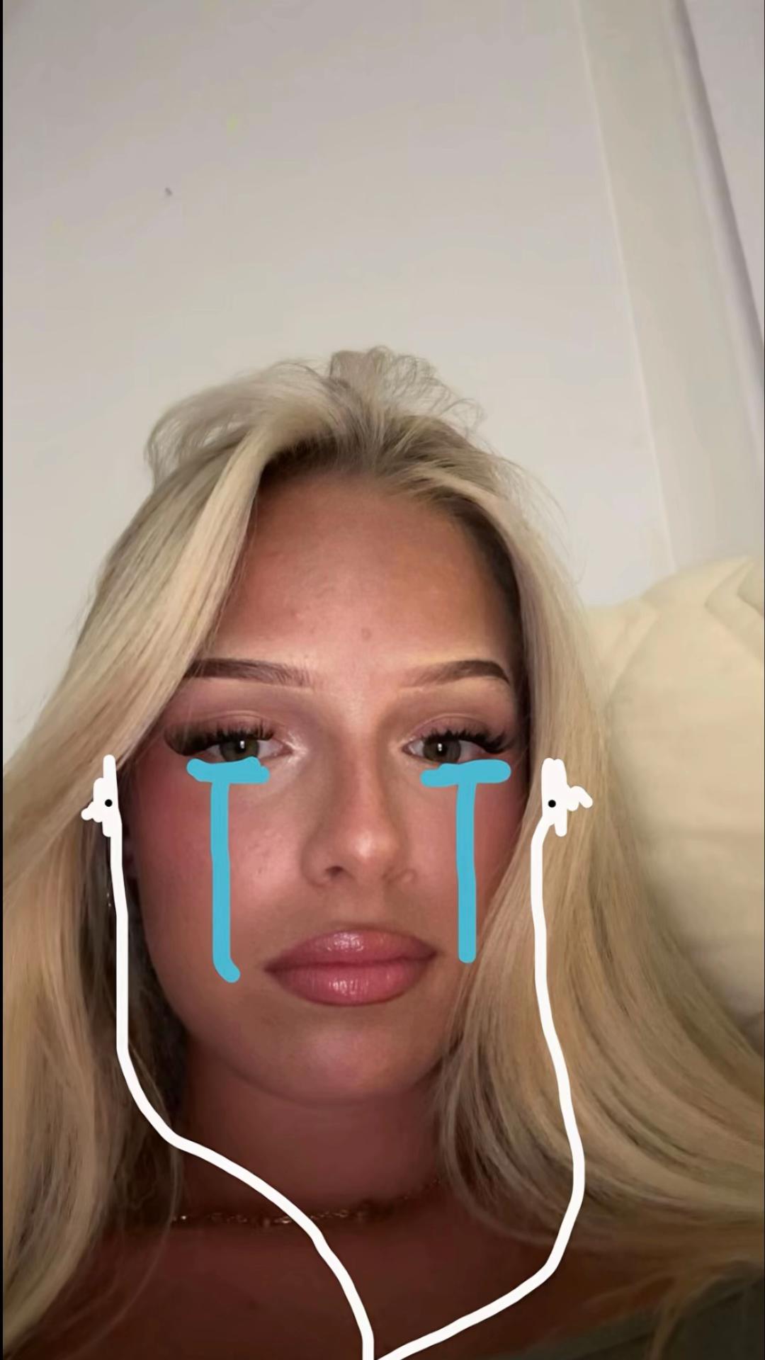 @𝐙𝐨𝐞𝐲
