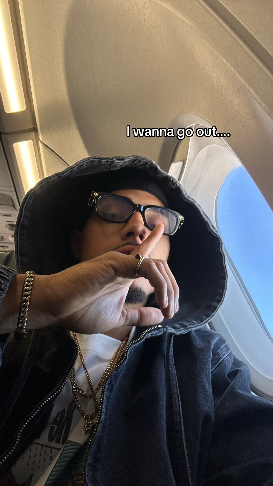 @REL🤮🦋