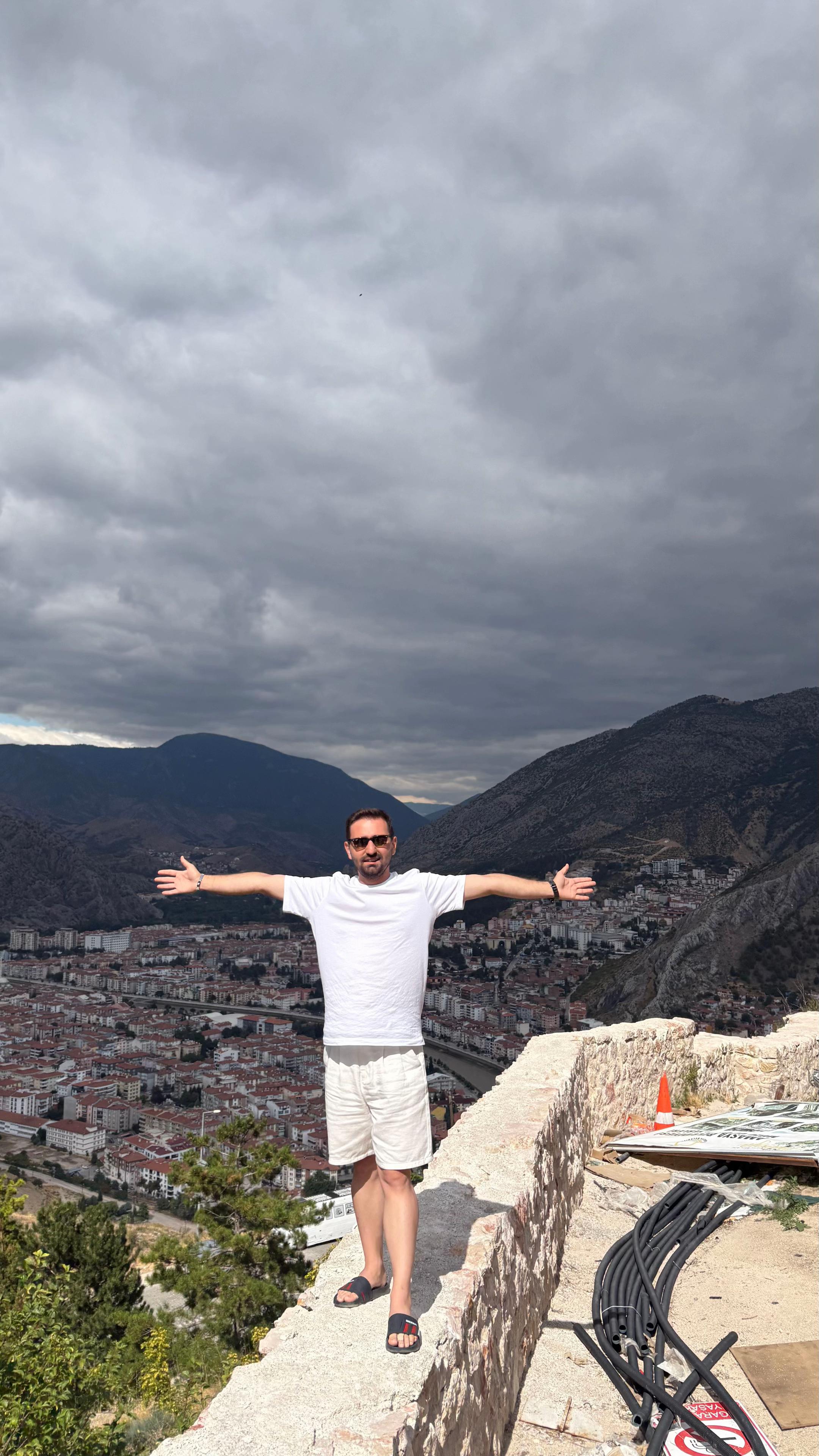 @Mutlucicekler.com