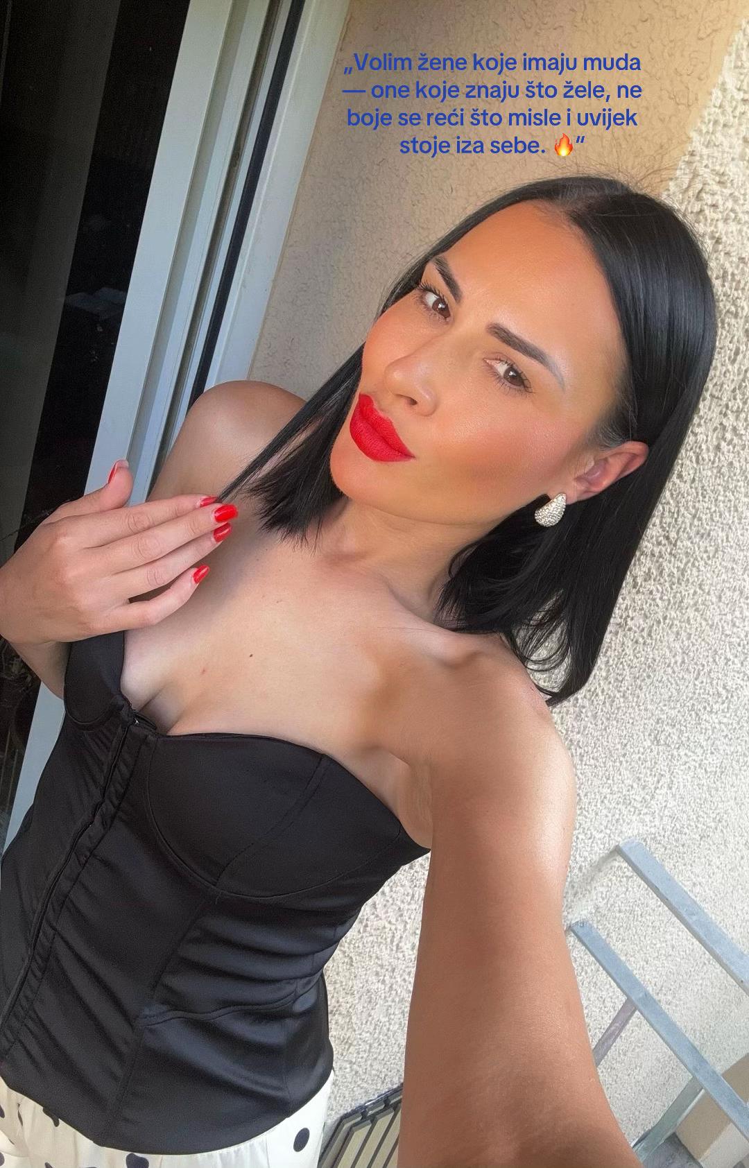 @Ana Grozdanović