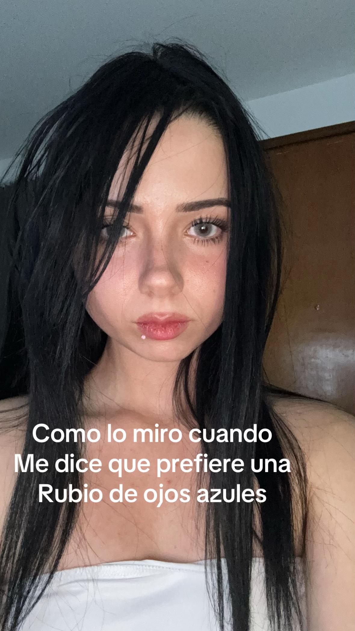 @nicole