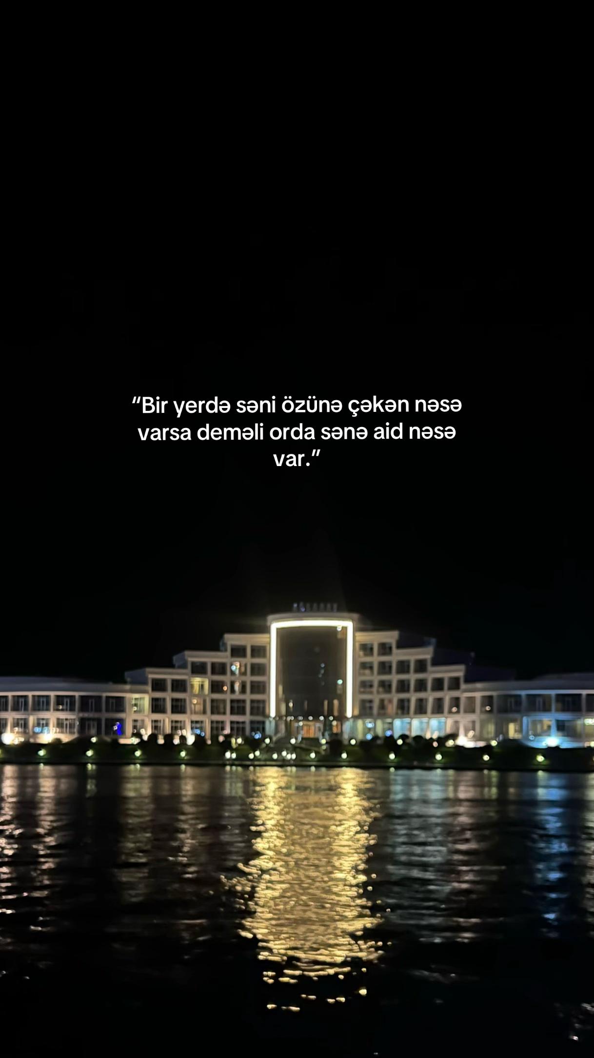 @𝐄𝐜𝐜𝐞𝐝𝐞𝐧𝐭𝐞𝐬𝐢𝐚𝐬𝐭🎭