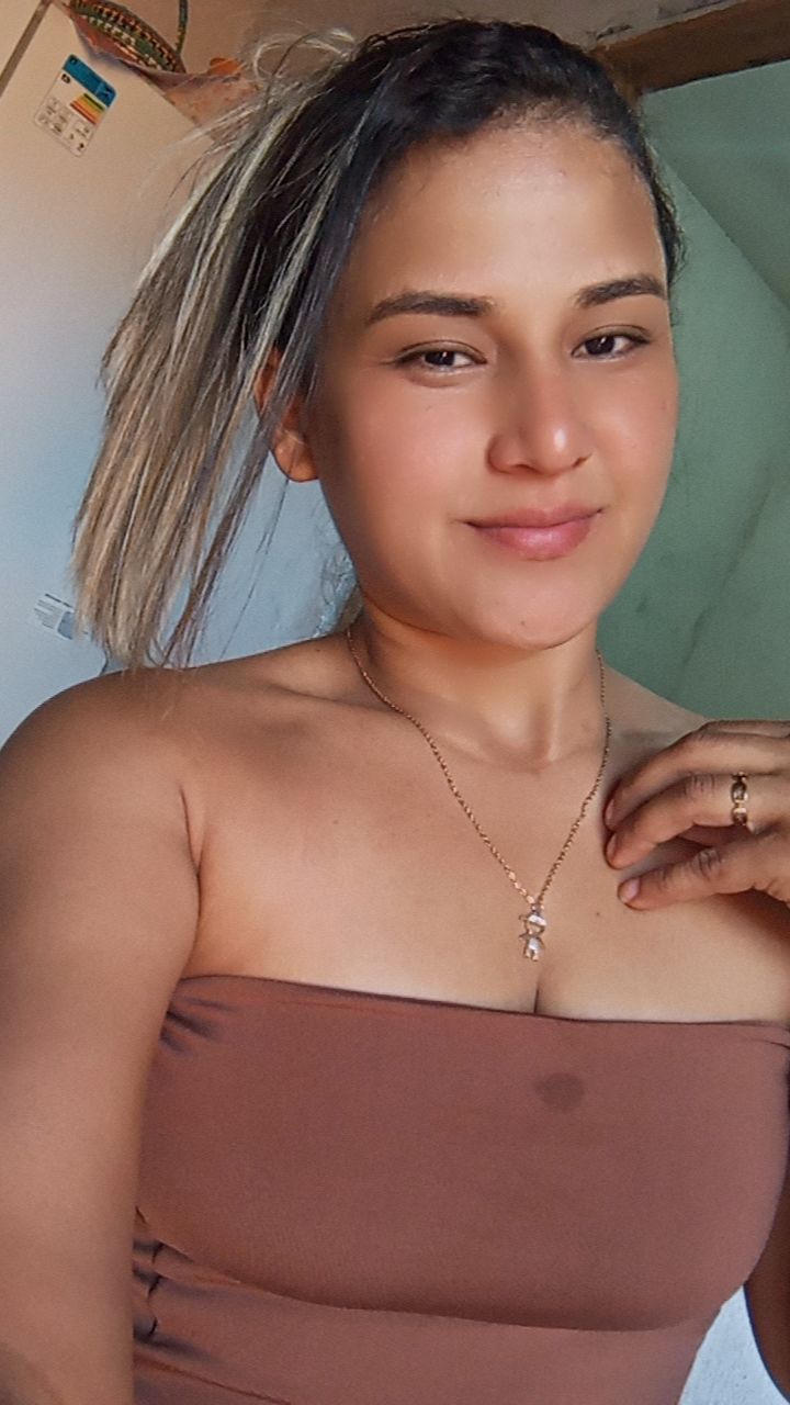 @Tha&iacute;s Silva