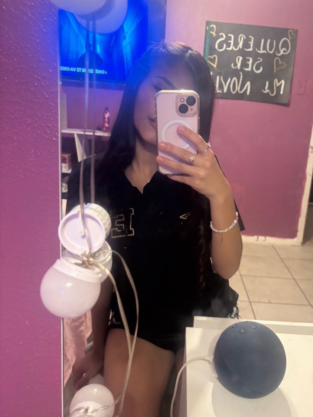 @𝒩𝒶𝒽ℴ𝓂𝓎