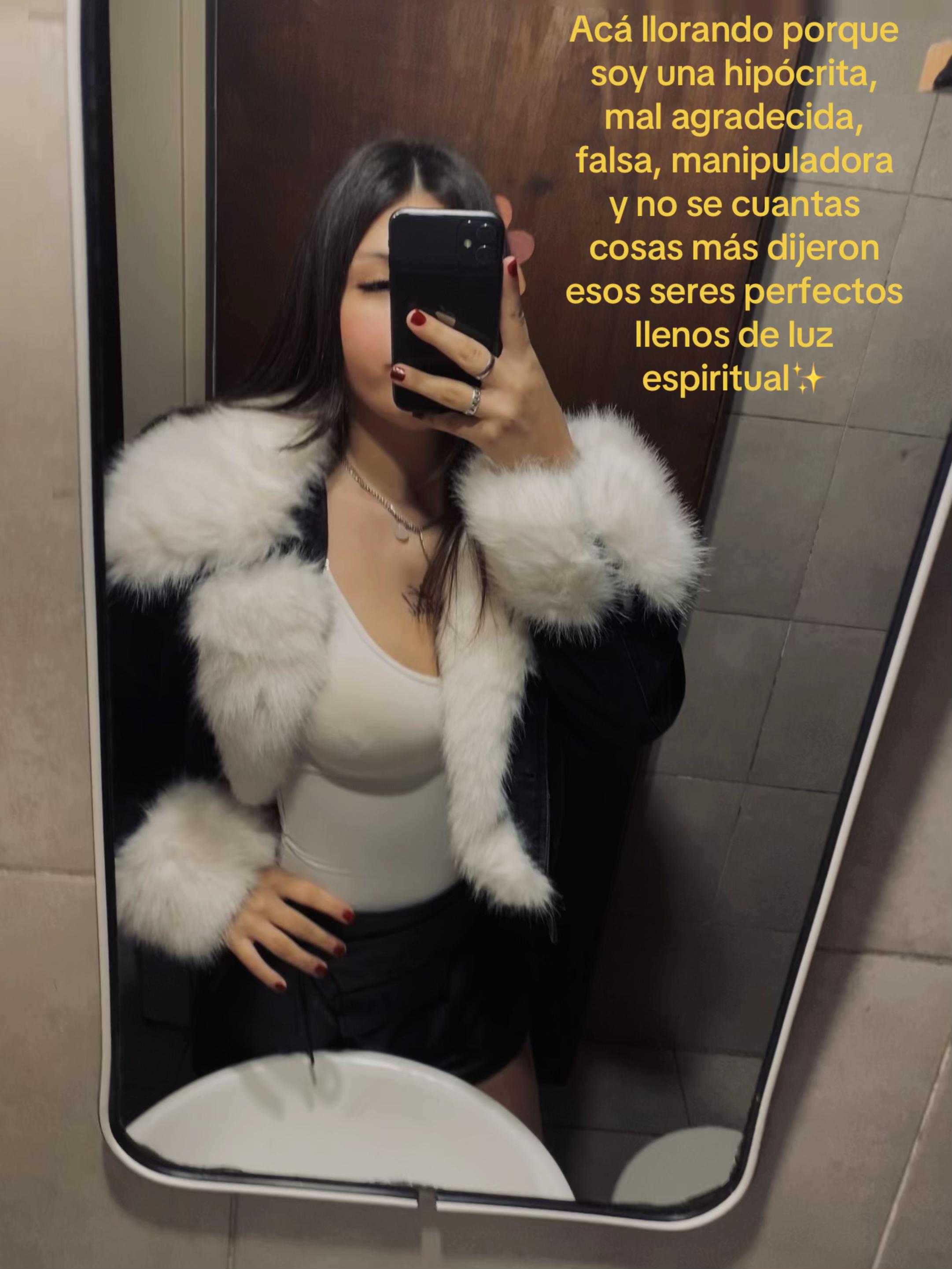 @Desiree💜