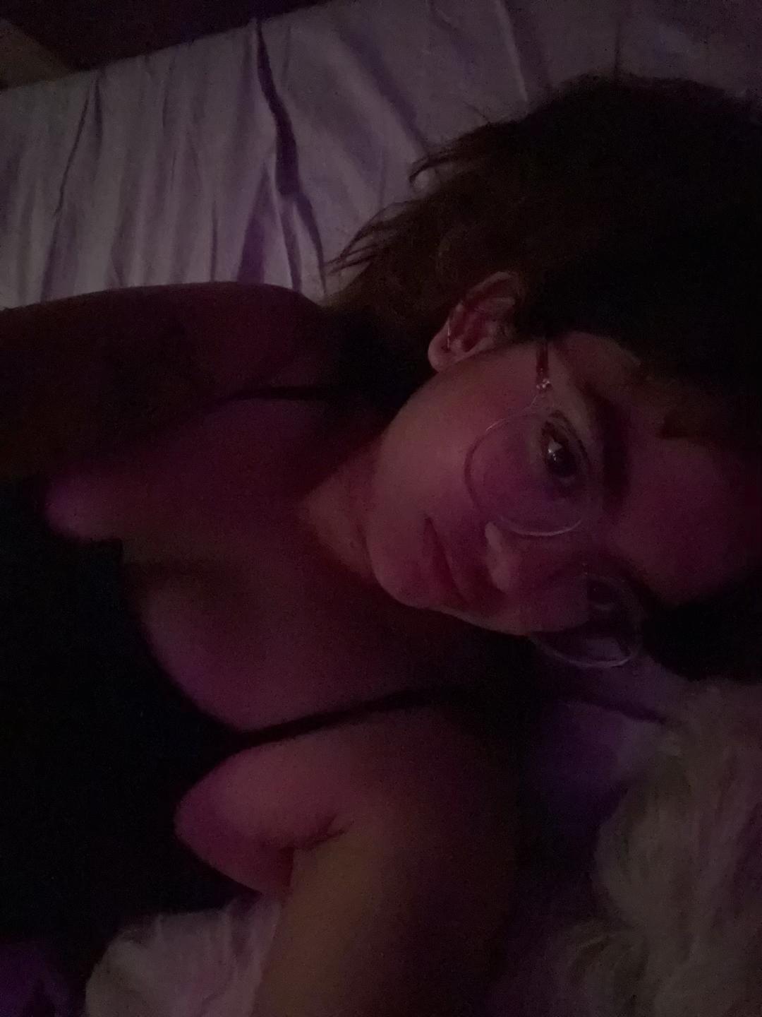 @urmom💜
