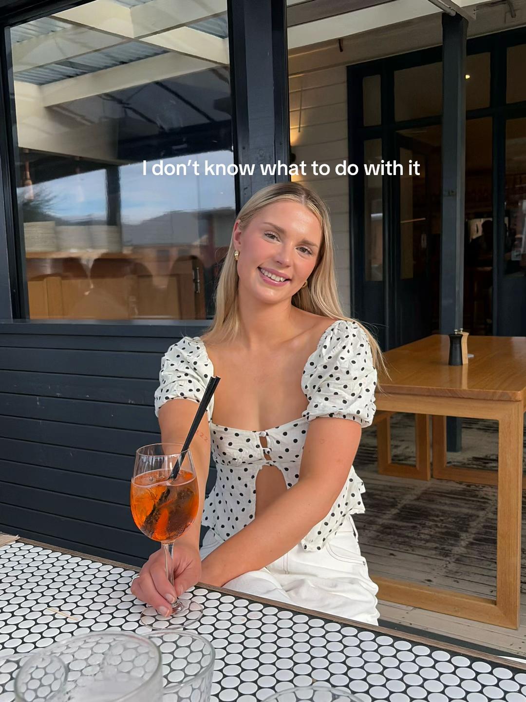 @annabelleknott26