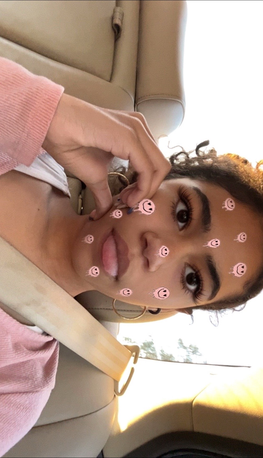 @Bee ๐
