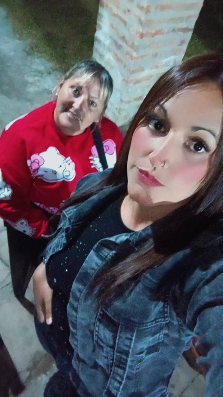 @Estefi castillo