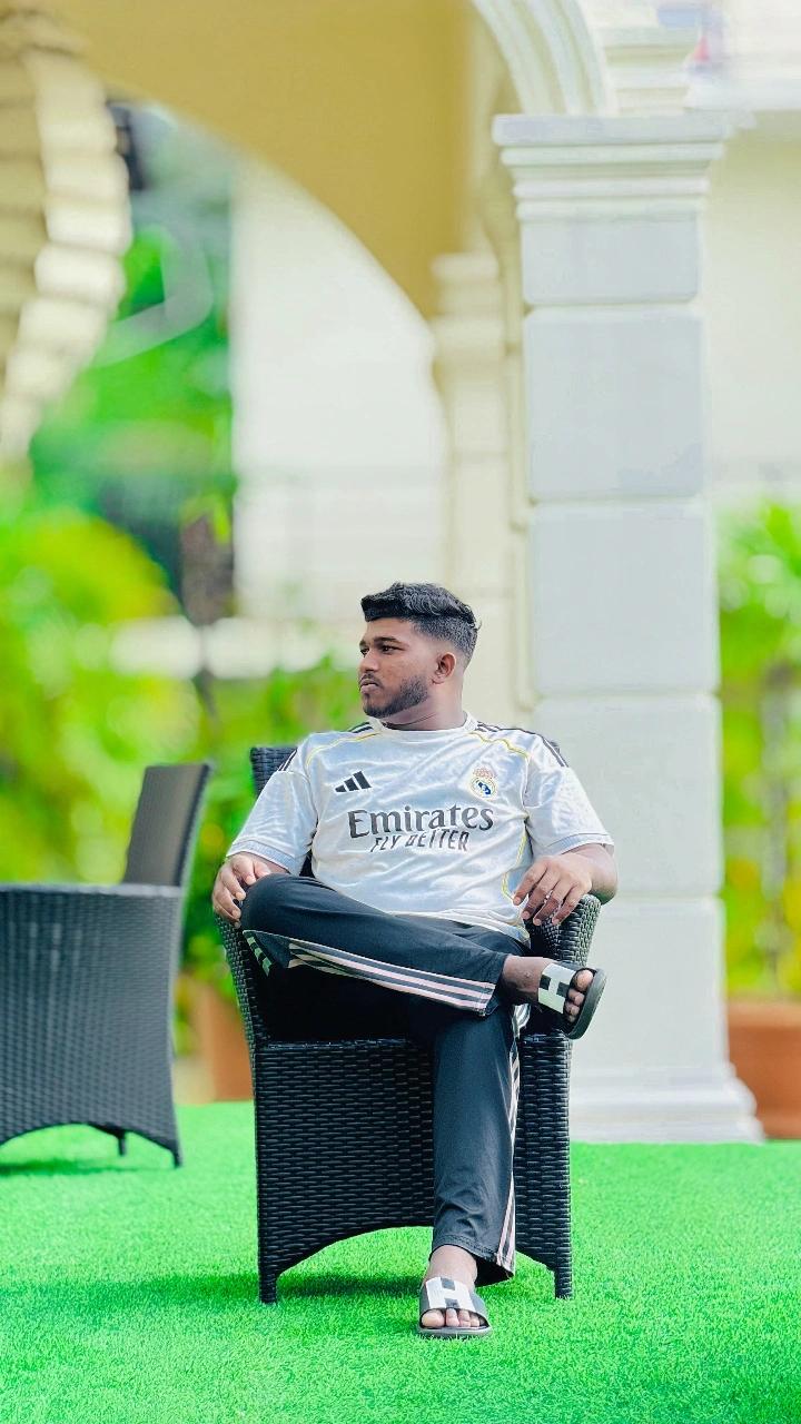 @SK Sudhdha 💸