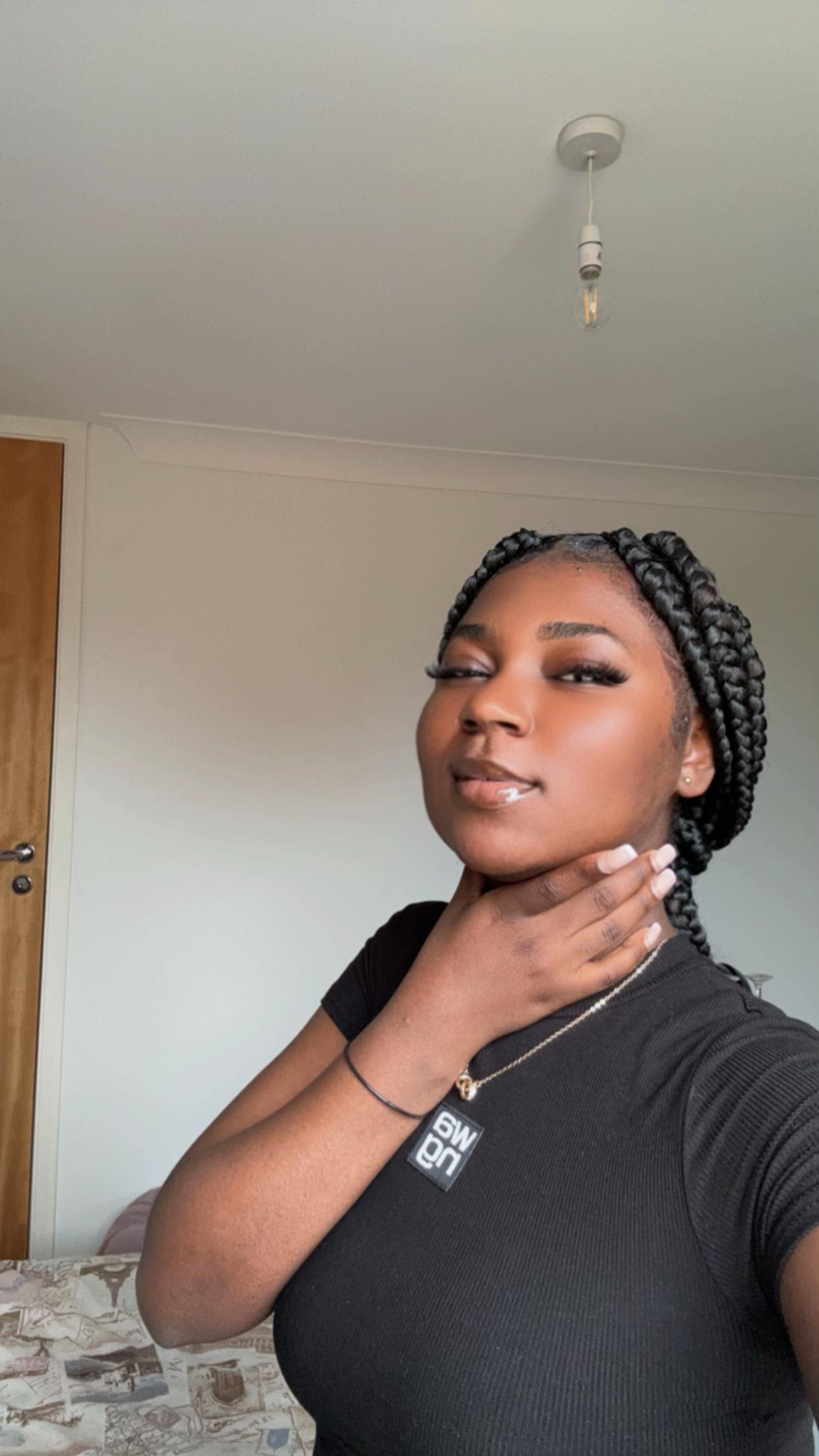 @Akosua-Emerald ⚡️🇬🇭🇬🇧