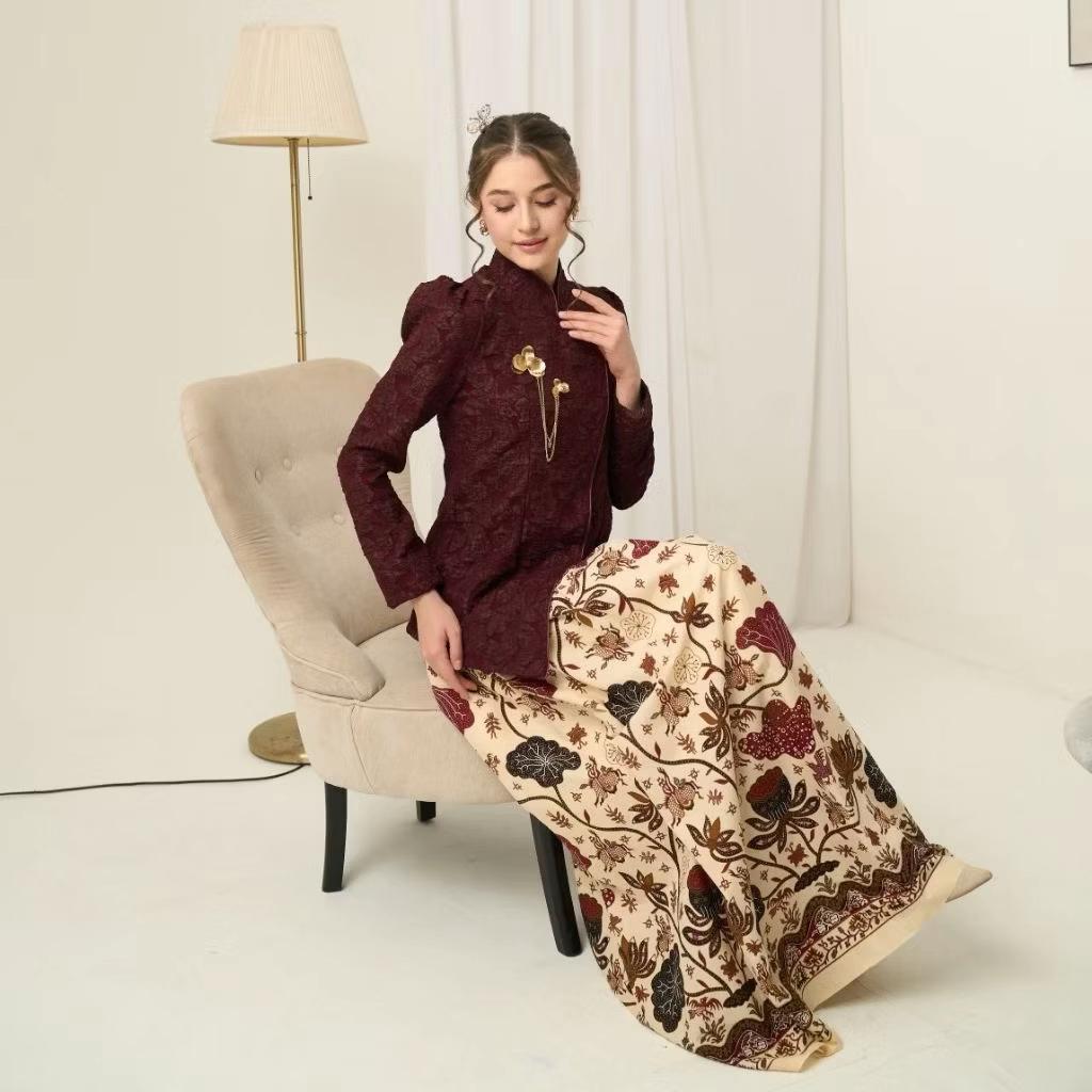 @Riyani kebaya bali real