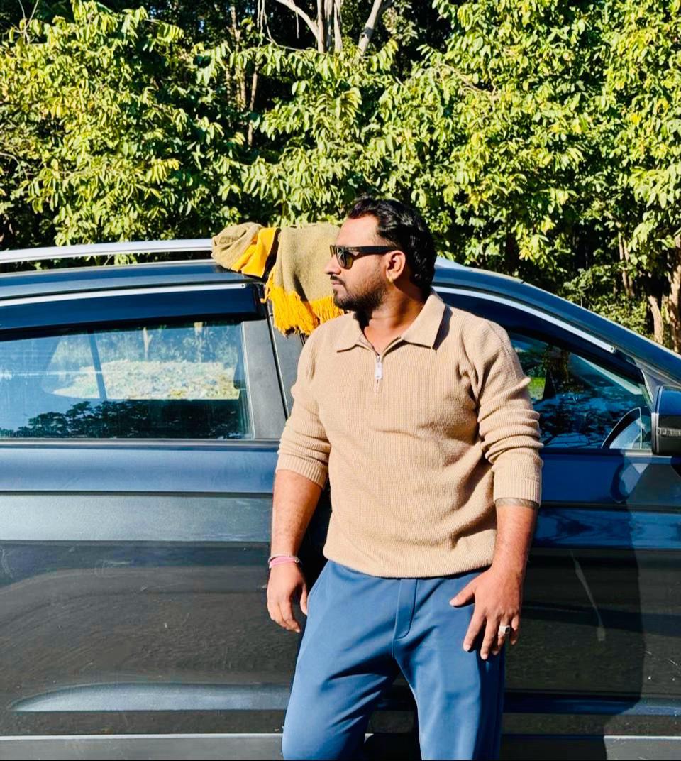 @Ydv_king (जय श्री राम )