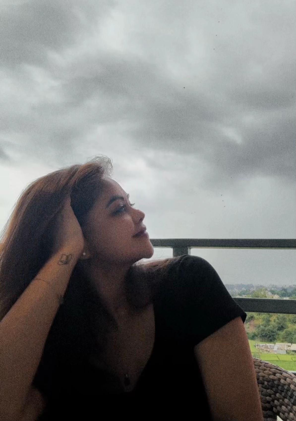 @DibyAnjali 🤍✨🤞🧿🌙
