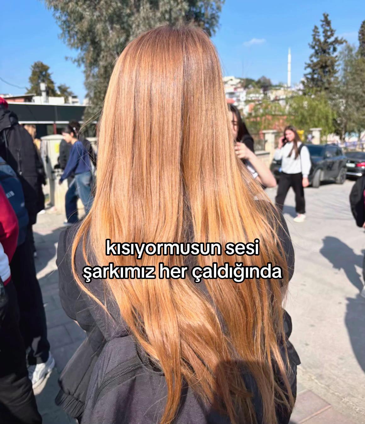 @Yağmúrr🎀༘