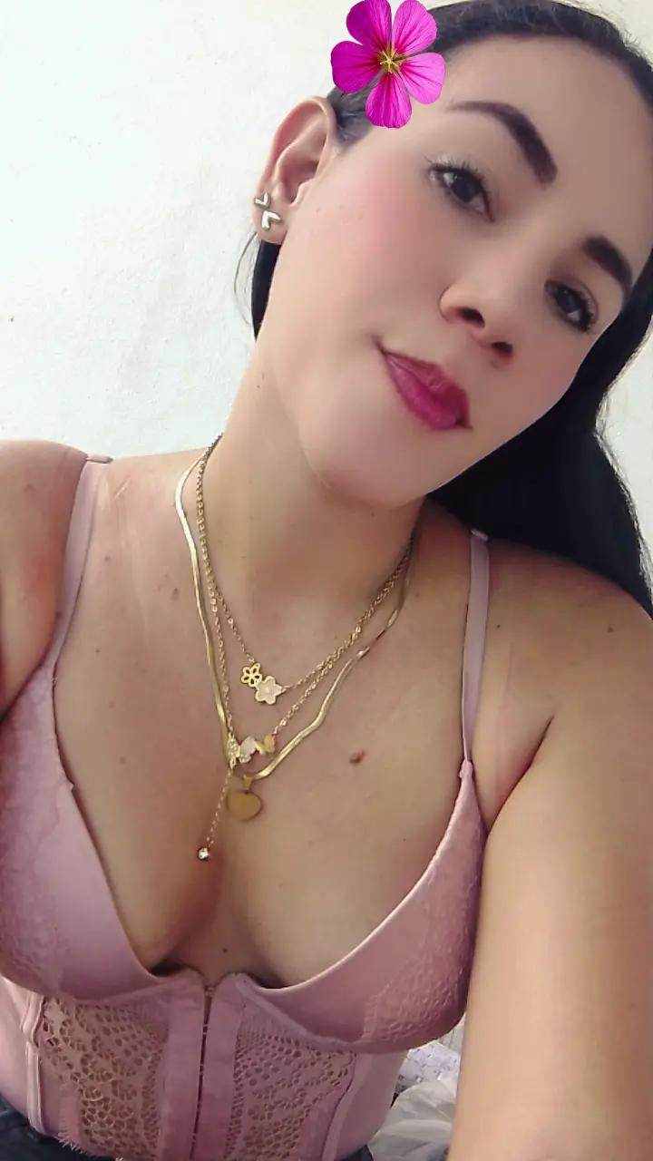 @Sara Andreina