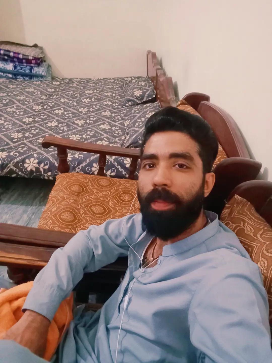 @Ragu Bhai Ri 👑