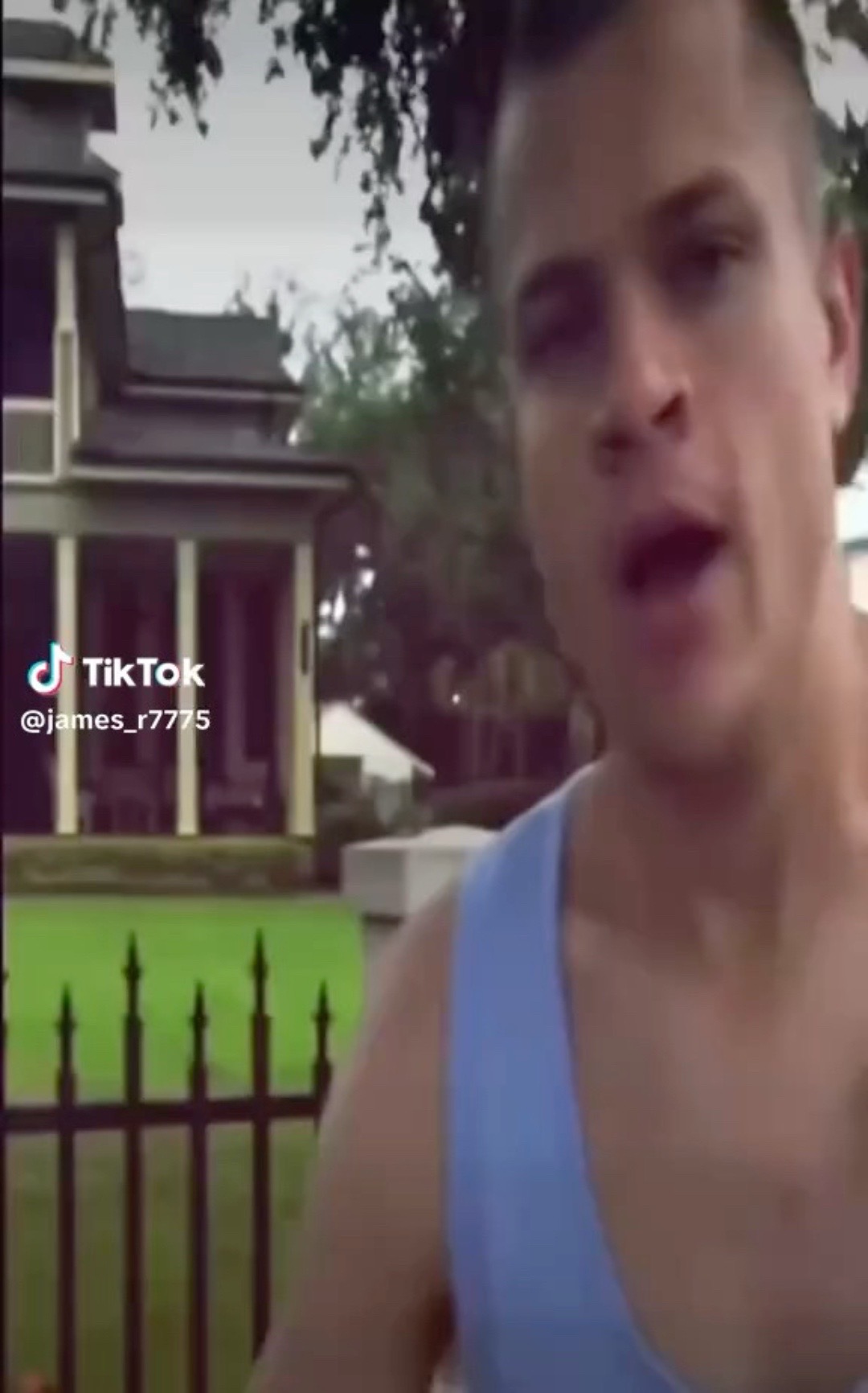 @FreakyLuis