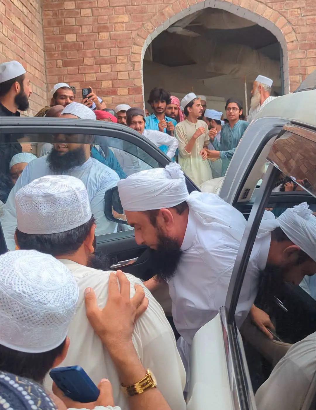 @Tariq Jamil | AJ Official