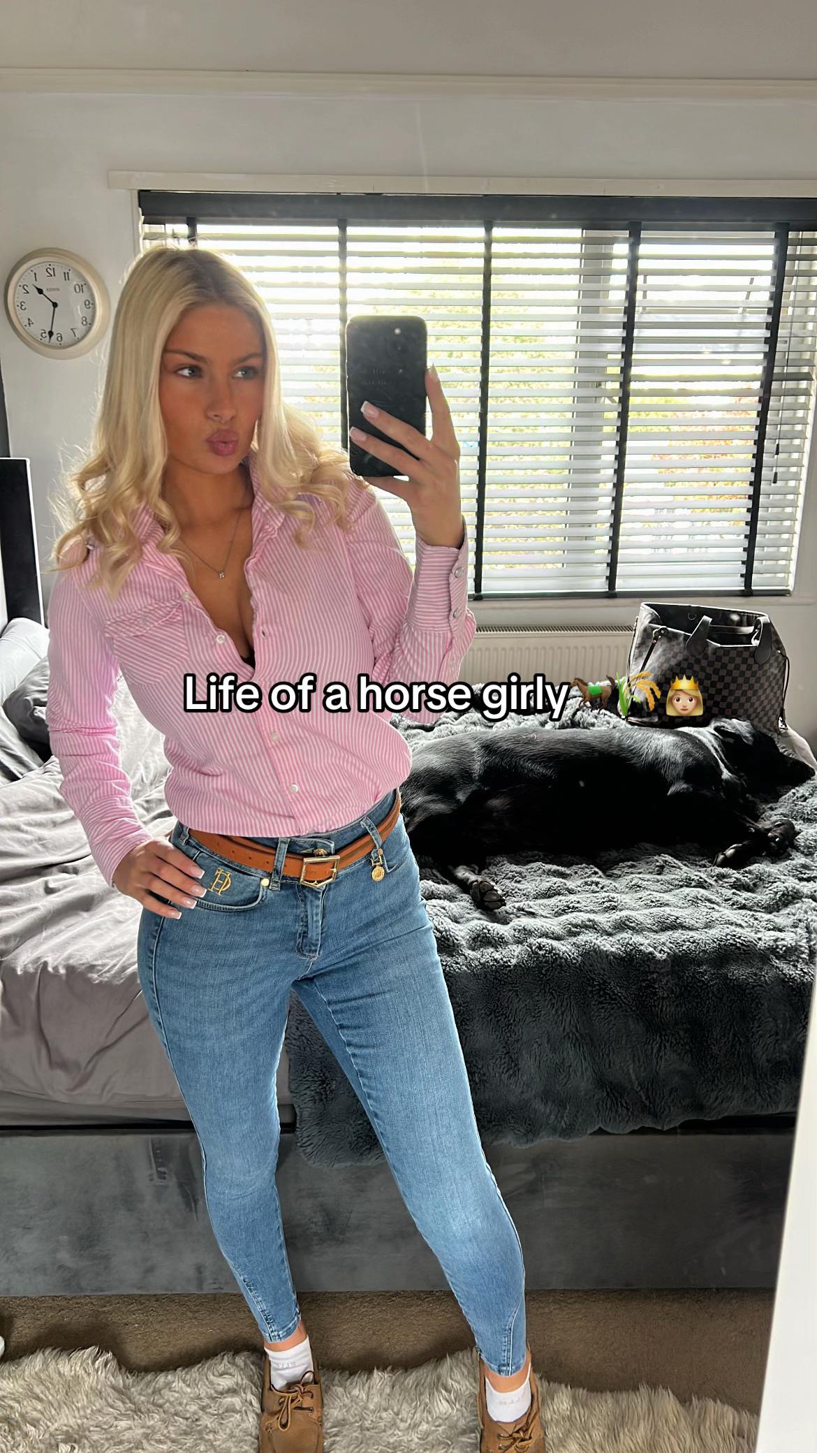 @thatyoungblonde__