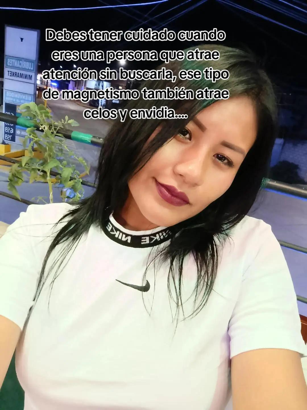 @Danna Onof👑🕊️🏍️😼