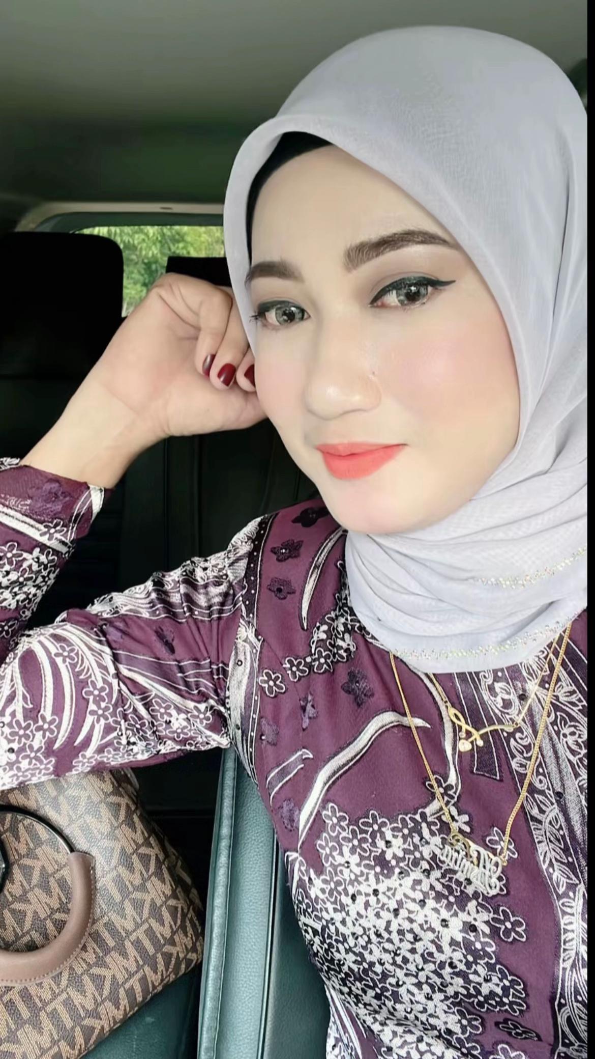@Mia Amira 08
