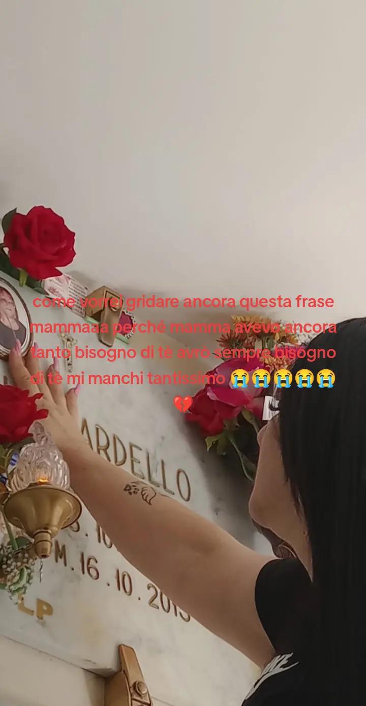@Francesca_Licciardello