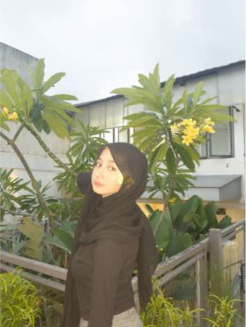 @Dellaa