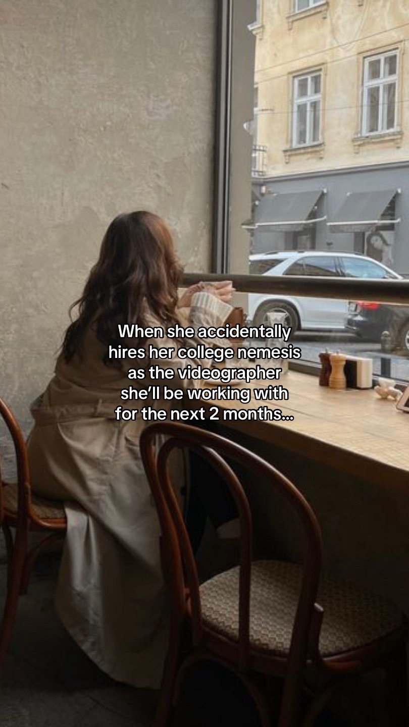 @Author Lila de Luna