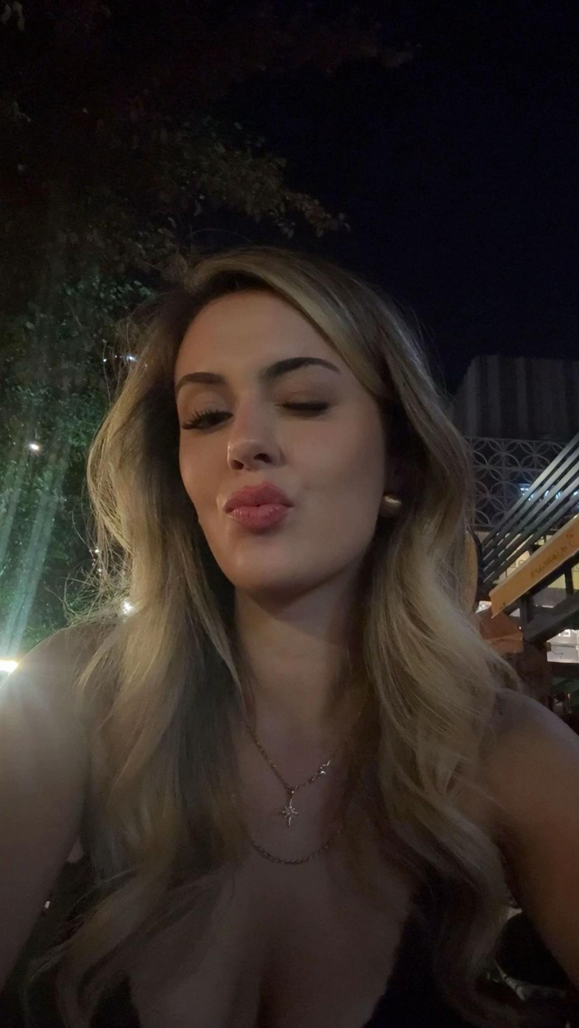 @ela erkmen