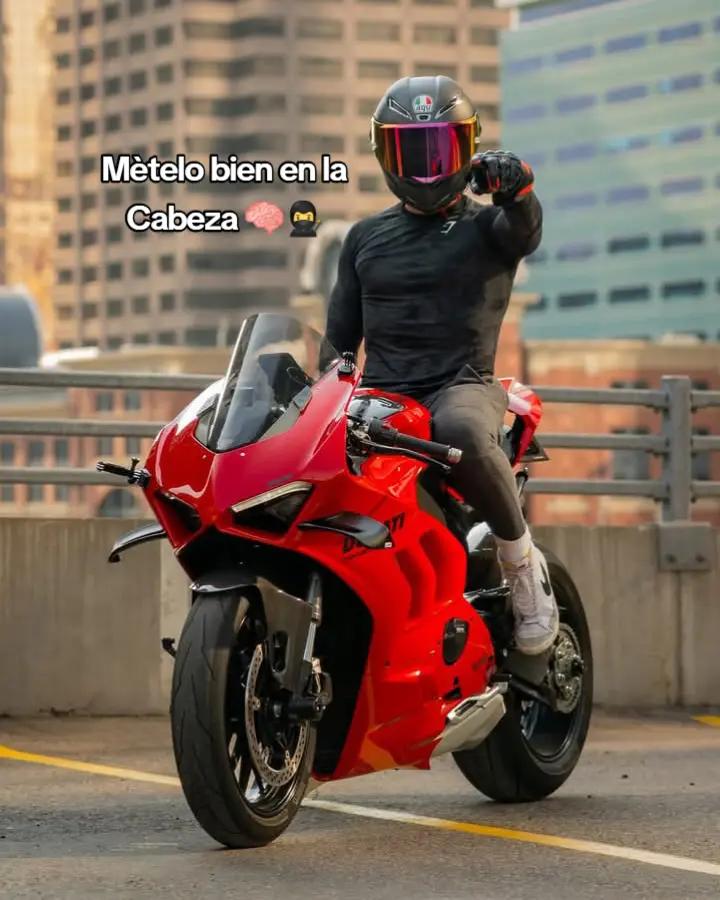 @100% BIKER 🔋🏍